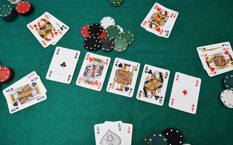 Đánh Poker